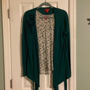 Cardi and floral dressy tee combo! Shirt is small, cardi is medium